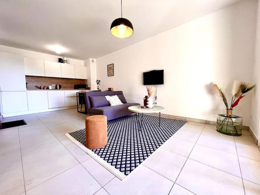 Appartement Neuf Avec Terrasse Saint-Florent  Exterior foto
