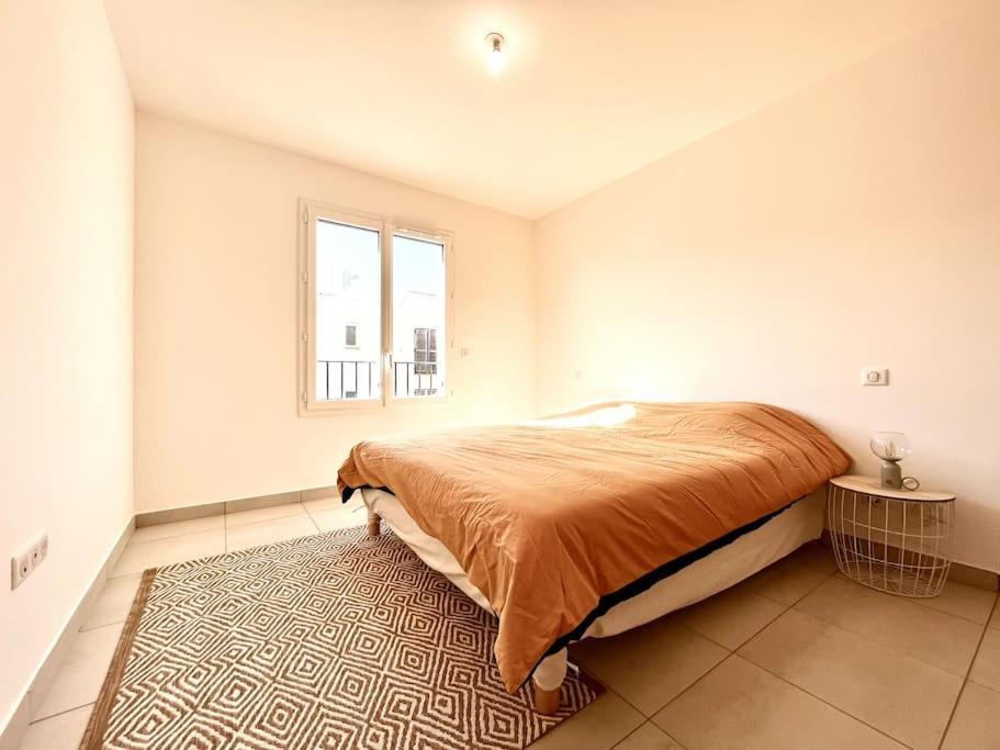Appartement Neuf Avec Terrasse Saint-Florent  Exterior foto