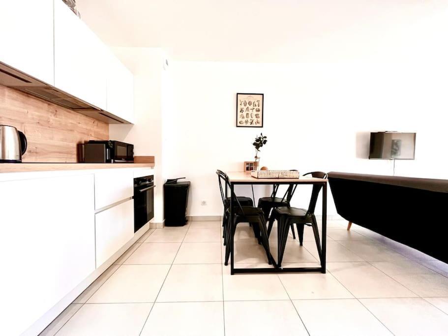 Appartement Neuf Avec Terrasse Saint-Florent  Exterior foto